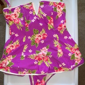 Betsy Johnson 2 Piece Swimwear